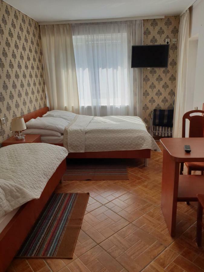 Dom Goscinny Ewa - 200 M Od Morza Dziwnów Exteriér fotografie