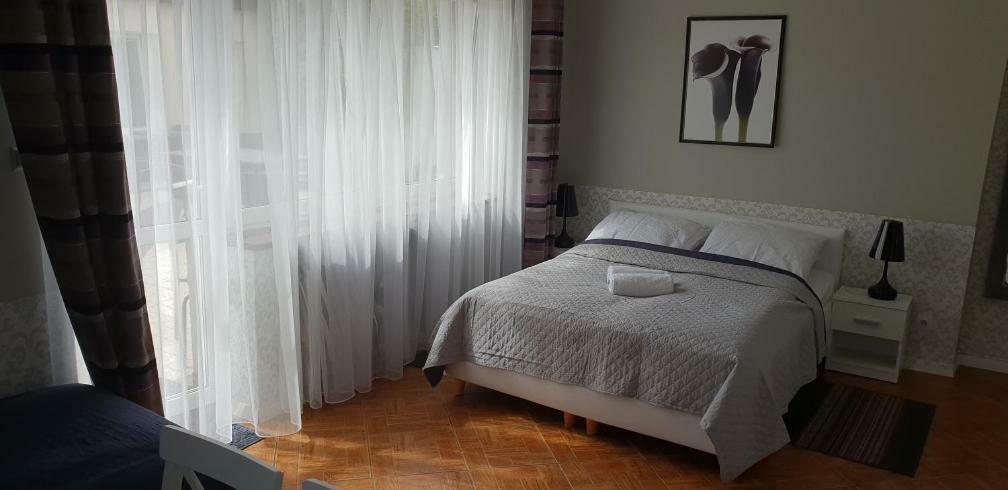 Dom Goscinny Ewa - 200 M Od Morza Dziwnów Exteriér fotografie